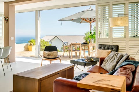 House | 2 bedrooms, desk, Internet