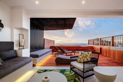 House | 3 bedrooms, desk, Internet