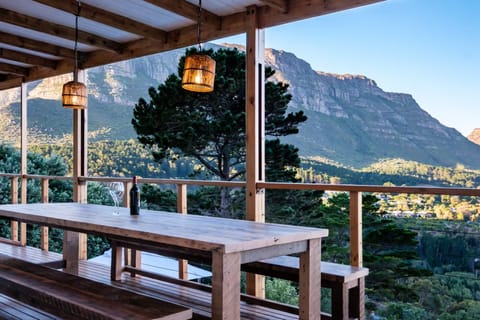 Villa | 6 bedrooms, desk, Internet