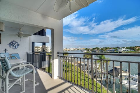 Treasure Island Vacation Rental | 2BR | 2BA | 1,250 Sq Ft | Step-Free Access