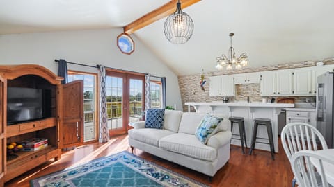 Open concept living, kitchen & dining!