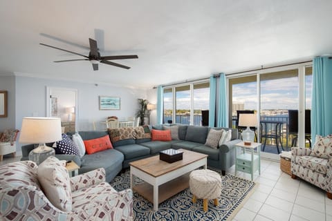 Feel right at home in this beautiful 3 BR condo with spectacular harbor views