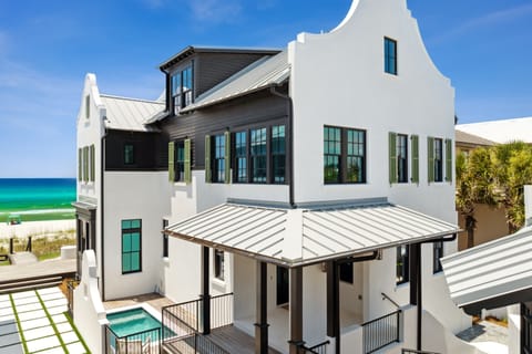 Insight - THE PENULTIMATE Carillon Beach Gulf-front