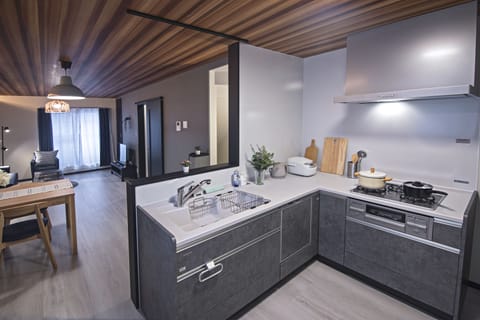 Superior Villa | Private kitchen | Fridge, microwave, stovetop, dishwasher