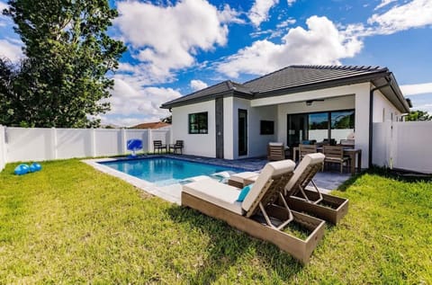 Come take a dip in the private pool. | Brisa del Mar by Boutiq Luxury Vacation Rentals | Naples, Florida