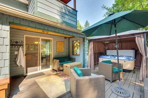 Cottage (2 Bedrooms) | Interior