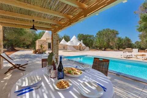 Villa | Terrace/patio
