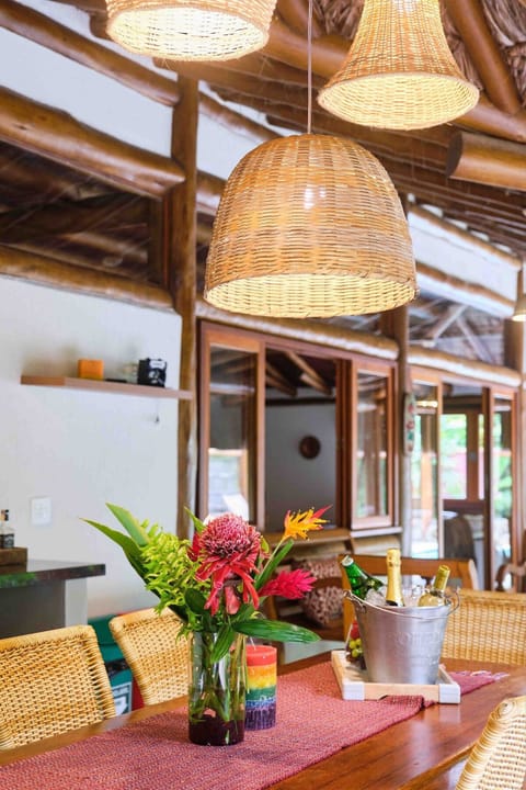 Villa | Dining