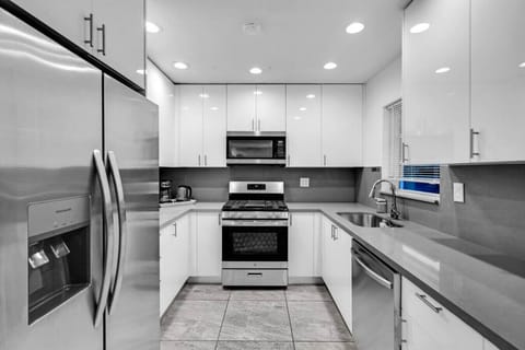 Sleek Kitchen with Modern Appliances