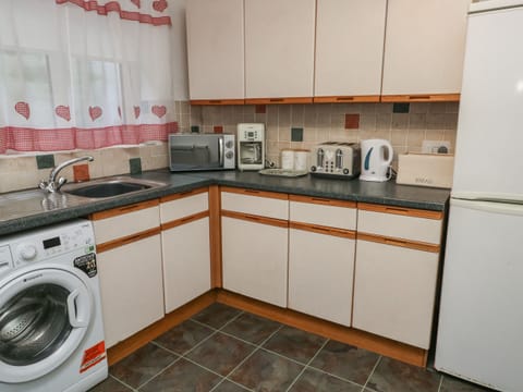 Fridge, dishwasher, electric kettle, toaster