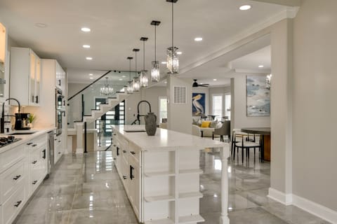 Baltimore Vacation Rental | 6BR | 5.5BA | 4,500 Sq Ft | Stairs Required