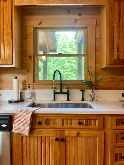 The newly remodeled kitchen is equipped with all you need for culinary adventures.