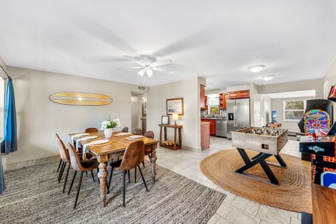 Share good food and great conversation around this roomy dining table with plenty of space for everyone.