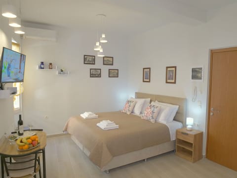 City Studio | Iron/ironing board, free WiFi