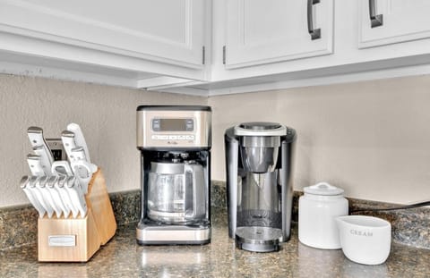 Brew an entire pot or have a single serving!