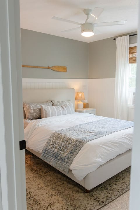 Bedroom 2 - Queen Bed - with attached bathroom