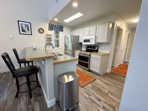 Stay in and make a meal using this well-appointed kitchen!