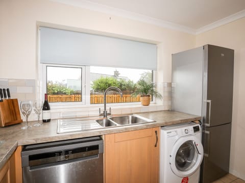 Fridge, dishwasher, electric kettle, toaster