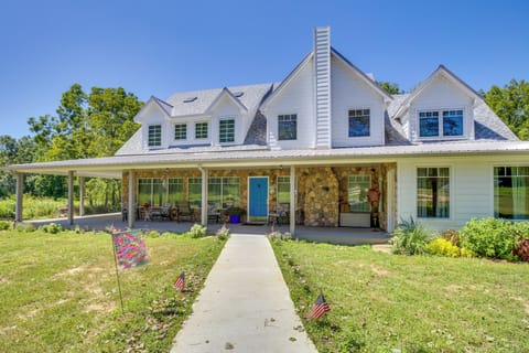 House (Multiple Bedrooms) | Front of property