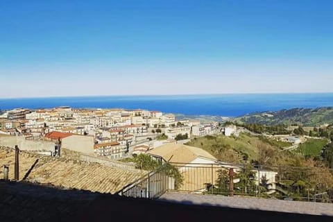 Surroundings [summer] (1-5 km)