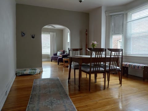 Dining/Living Rooms/Bay Windows