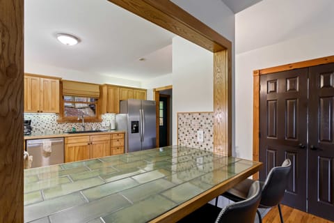 Pass-through From Dining Room to Kitchen