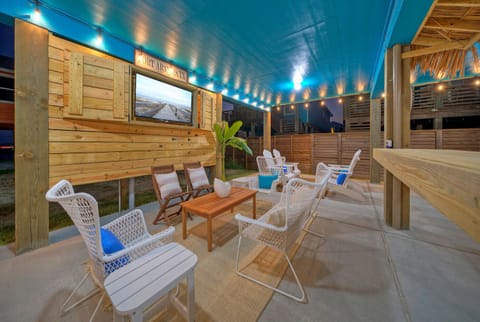Ample seating space for everyone.