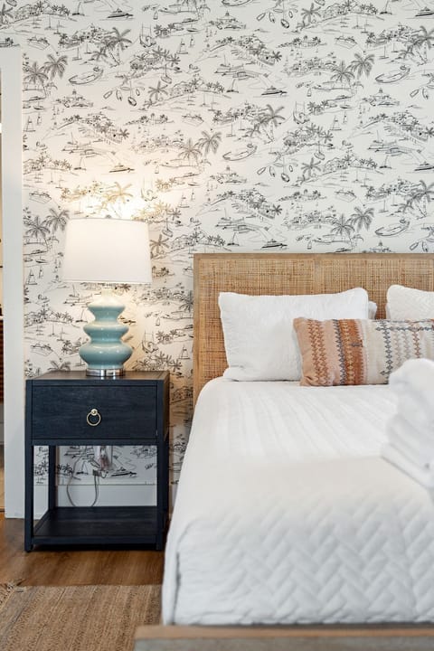 Welcome to The Ariston - Room 34!