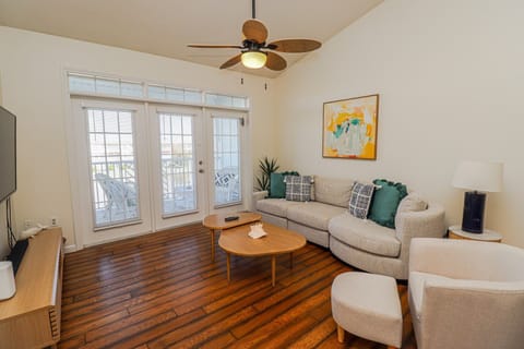 St. Augustine Beach Rentals Living Room