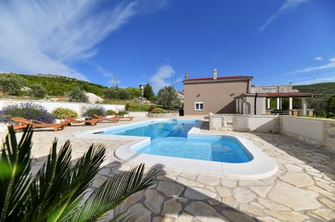 Beautiful villa with private pool and terrace 