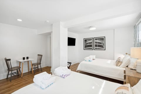 Welcome to The Runabout - Room 12!