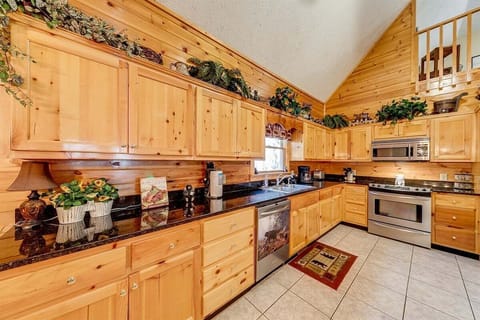 Kitchen with LOTS of counterspace