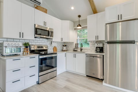 Cottage (2 Bedrooms) | Interior