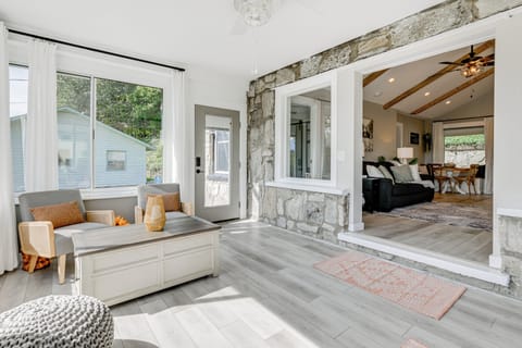 Cottage (2 Bedrooms) | Interior