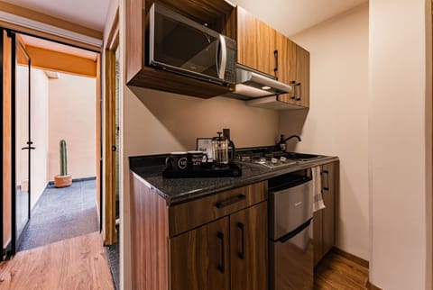 Private kitchenette
