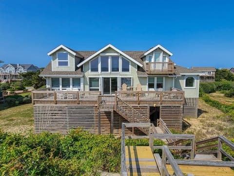 Oceanfront Outer Banks Vacation Rental 2023