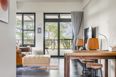 Suite with terrace | Free WiFi, bed sheets