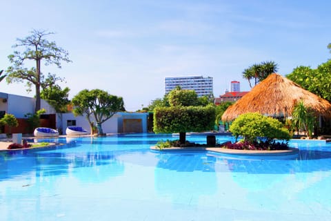 Poolside bar