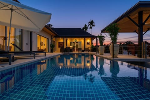 Ivory Pool Villa, Dreamy Villa With Sparkling Pool (11170)
