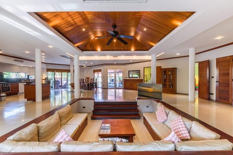 Amber Pool Villa, Your private slice of paradise (280)