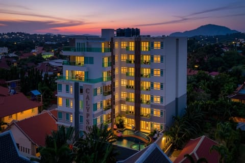 Calypso Nai Harn 1 Bedroom Condo Walk To Beach (11334)