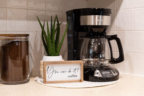 c77a1959-7235-440e-bbc8-4c34585069f2