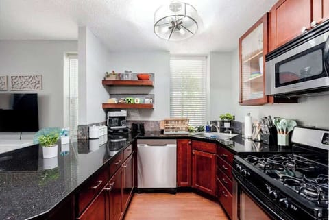 Unit 2 - Full Kitchen