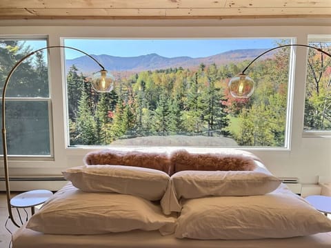 On the top floor with the best views on the mountain of the Killington slopes.  Experience this amazing king bedroom with en suite full bath.