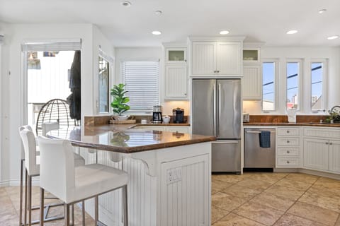 Chef's kitchen fully equipped for a delightful holiday.