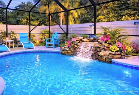 Step outside into your private paradise: Heated salt pool
Relaxing waterfall 