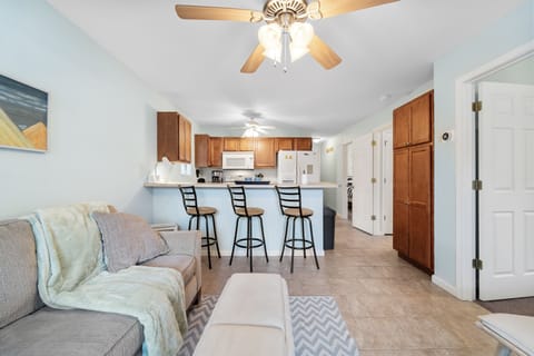 Living area and breakfast bar