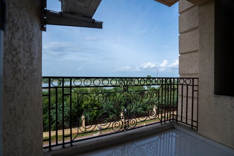 Deluxe Room | Balcony view