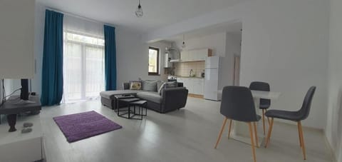 Standard Apartment | Living area