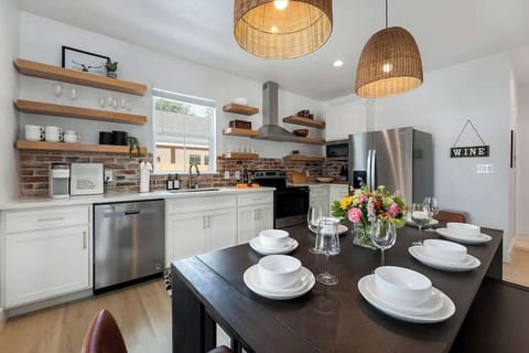 House, Multiple Beds, Hot Tub (306 W Travis Unit B) | Private kitchen | Coffee/tea maker